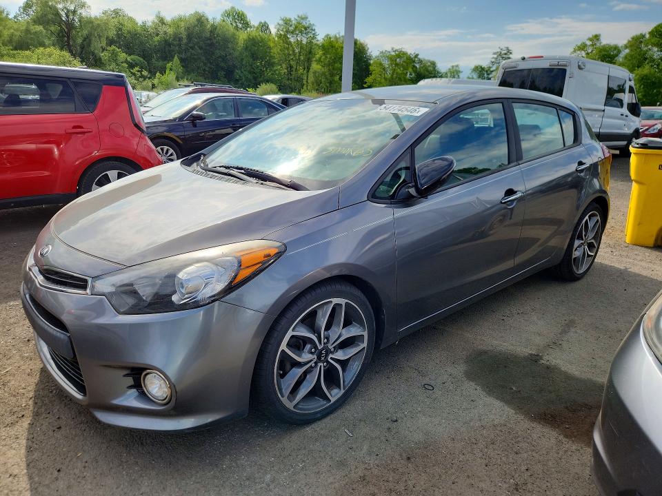 2016 Kia Forte VIN KNAFZ5A35G5592172 COPART salvage auction — MINOR DENT/SCRATCHES, Ct - Certificate Of Title, sold $1,300 on 2026-07-30 (photo 1)