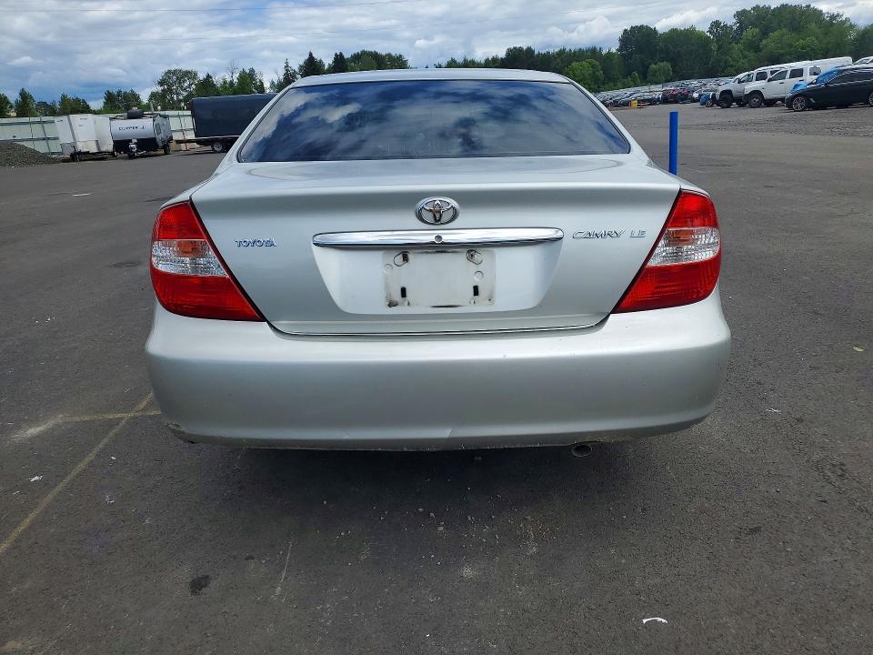 2004 Toyota Camry VIN JTDBE32K740260041 COPART salvage auction — FRONT END, Or - Salvage Title Certificate, sold $225 on 2026-07-29 (photo 6)