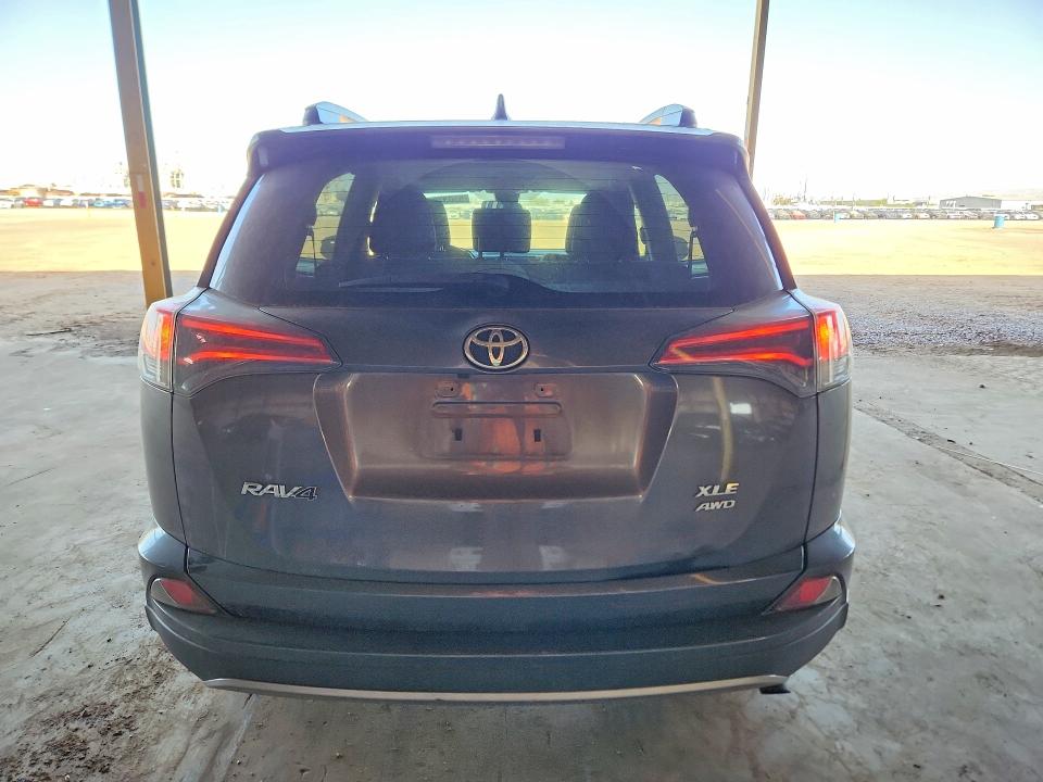 2017 Toyota Rav 4 VIN 2T3RFREV2HW560253 COPART salvage auction — MINOR DENT/SCRATCHES, ID - SALVAGE CERTIFICATE OF TITLE, sold $7,600 on 2026-07-29 (photo 6)