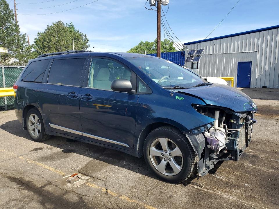 2012 Toyota Sienna VIN 5TDKK3DC1CS273121 COPART salvage auction — FRONT END, Co - Public - Salvage Title, sold $1,950 on 2026-07-16 (photo 4)