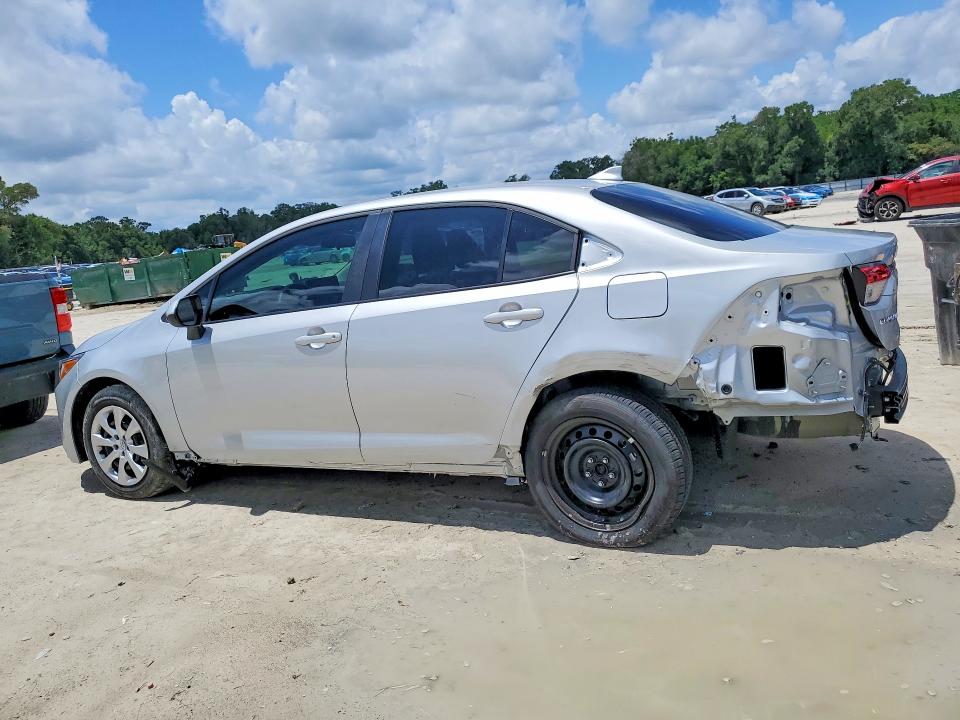 2026 Toyota Corolla VIN 5YFB4MDE4TP386538 COPART salvage auction — REAR END, Fl - Cert Of Title Slvg Rebuildable, sold $8,100 on 2026-07-07 (photo 2)