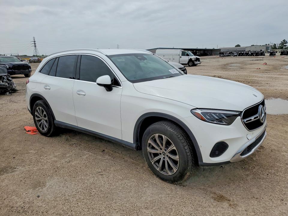 2023 Mercedes-benz VIN W1NKM4HB3PF057884 COPART salvage auction — SIDE, Tx - Salvage Vehicle Title, sold $19,700 on 2026-07-17 (photo 4)