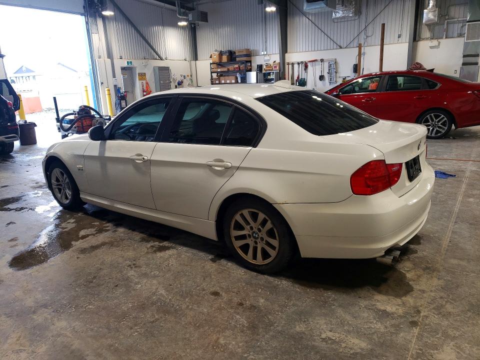 2009 BMW VIN WBAPG73579A399083 COPART salvage auction — MINOR DENT/SCRATCHES, Ns - Cert Of Registration, sold $500 on 2026-07-09 (photo 2)