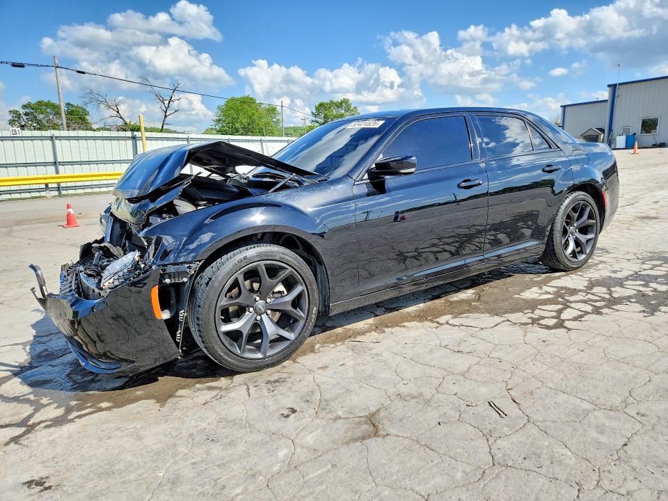 2022 Chrysler 300 VIN 2C3CCABG3NH130897 COPART salvage auction — FRONT END, Tn - Salvage Certificate, sold $4,450 on 2026-07-24 (photo 1)