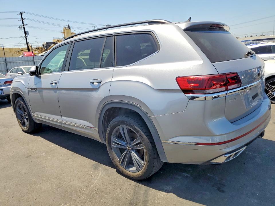 2021 Volkswagen Atlas VIN 1V2PR2CA7MC537665 COPART salvage auction — MECHANICAL, CA - DIS/DLR/EXP ONLY CLEAN TITLE, sold $6,300 on 2026-08-17 (photo 2)