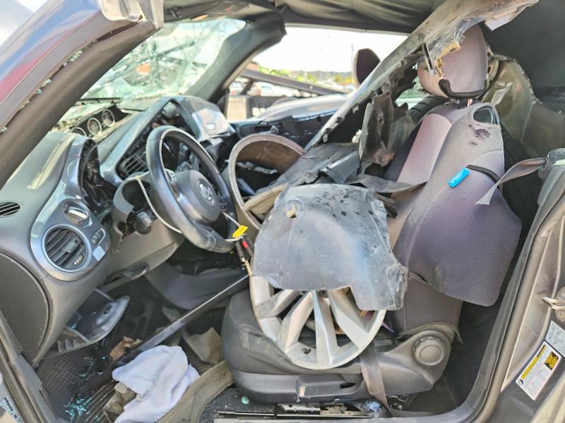 2015 Volkswagen Beetle VIN 3VW5A7ATXFM817094 COPART salvage auction — FRONT END, Salvage Title, sold $175 on 2026-07-22 (photo 7)