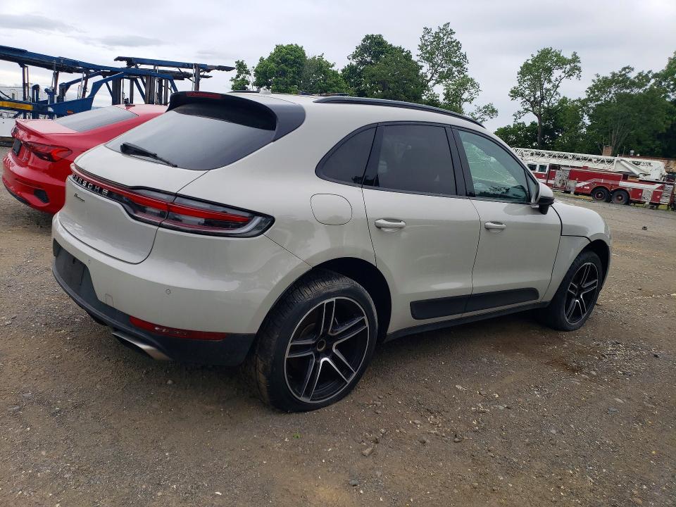 2021 Porsche Macan VIN WP1AA2A53MLB04301 COPART salvage auction — WATER/FLOOD, Mi - Cert Of Title-Salvage Flood, sold $13,000 on 2026-07-07 (photo 3)