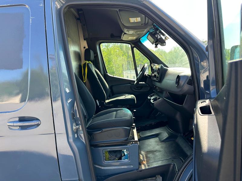 2019 Mercedes-benz Sprinter VIN WD4PF1CD8KP147104 COPART salvage auction — MECHANICAL, Pa - Cert Of Title, sold $14,500 on 2026-07-29 (photo 6)