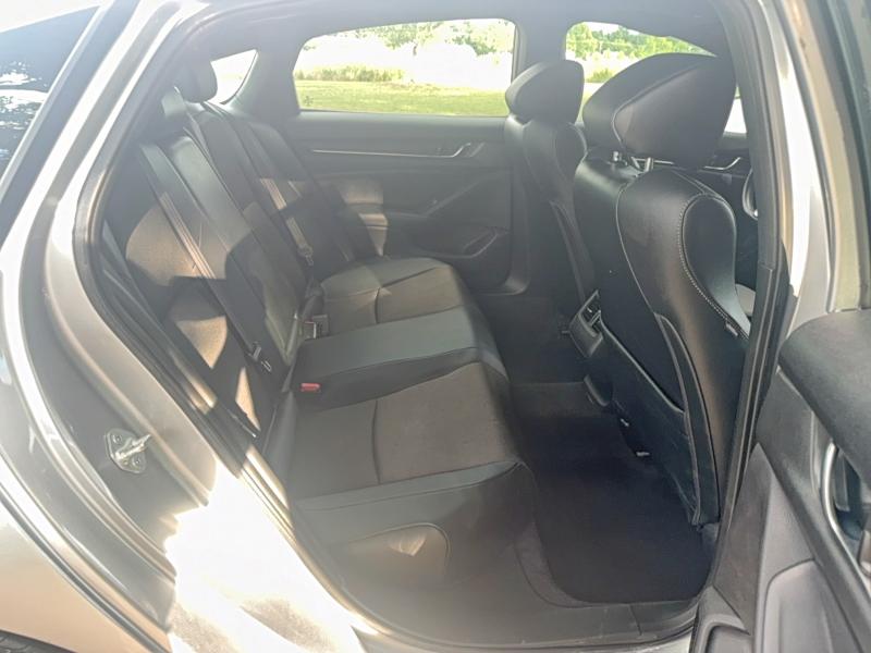 2022 Honda Accord VIN 1HGCV2F36NA009123 COPART salvage auction — NORMAL WEAR, Va - Cert Of Title - Salvage (P), sold $5,400 on 2026-07-02 (photo 6)