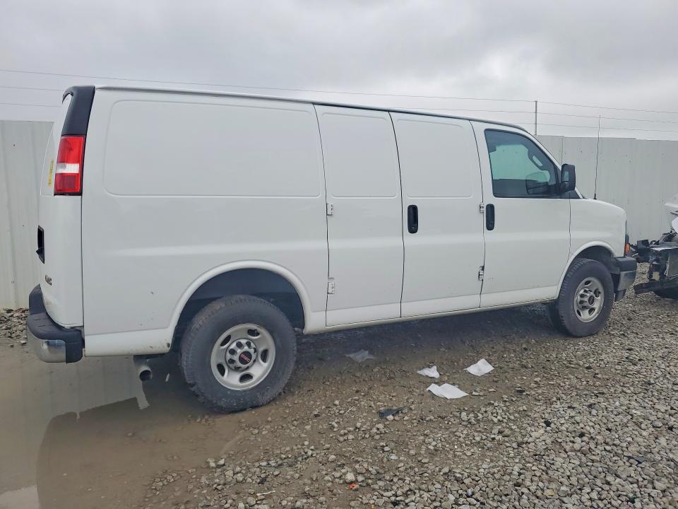 2022 Gmc VIN 1GTW7AF76N1240543 COPART salvage auction — MINOR DENT/SCRATCHES, Oh - Certificate Of Title (P), sold $8,500 on 2026-07-22 (photo 3)