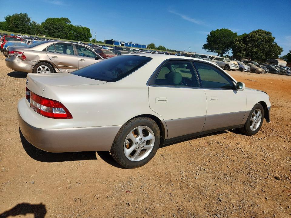 2001 Lexus ES VIN JT8BF28G710307640 COPART salvage auction — FRONT END, Al - Cert Of Title-Salvage Title, sold $325 on 2026-07-08 (photo 3)