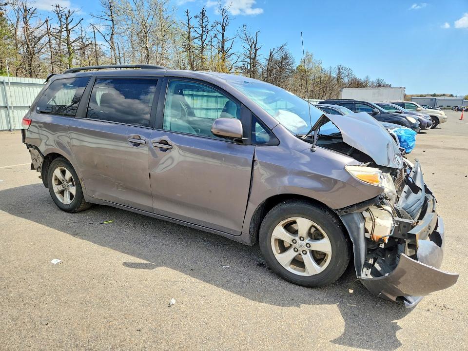 2013 Toyota Sienna VIN 5TDKK3DC1DS378520 COPART salvage auction — REAR END, NY - MV-907A SALVAGE CERTIFICATE, sold $900 on 2026-07-20 (photo 4)