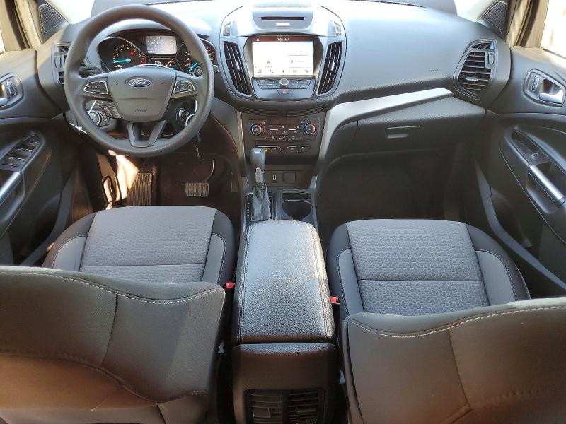 2017 Ford Escape VIN 1FMCU0GD2HUB17153 COPART salvage auction — NORMAL WEAR, ON - PERMIT NO BRAND - UNFIT, sold $1,550 on 2026-07-03 (photo 8)