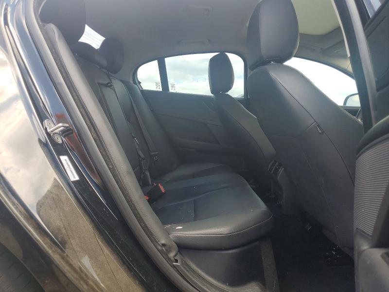 2017 Jaguar VIN SAJAR4BG8HA962887 COPART salvage auction — MINOR DENT/SCRATCHES, Ca - Dis/Dlr/Exp Only Clean Title, sold $1,450 on 2026-07-27 (photo 4)