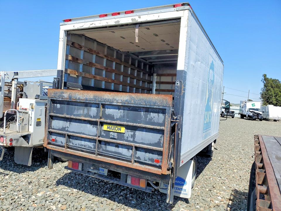 2009 Isuzu Npr VIN JALB4W16697400599 COPART salvage auction — SIDE, Ca - Dis/Dlr/Exp Only Clean Title (P), sold $3,250 on 2026-07-06 (photo 3)