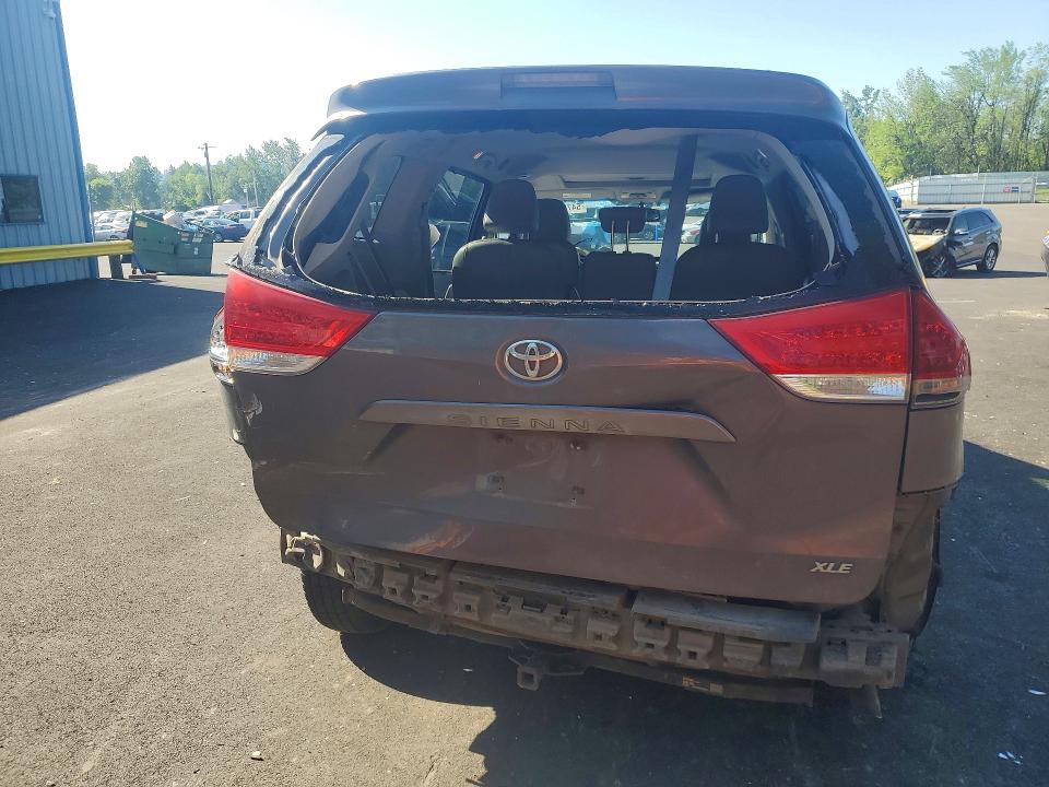 2012 Toyota Sienna VIN 5TDYK3DC3CS275687 COPART salvage auction — REAR END, Or - Salvage Title Certificate, sold $950 on 2026-07-13 (photo 6)