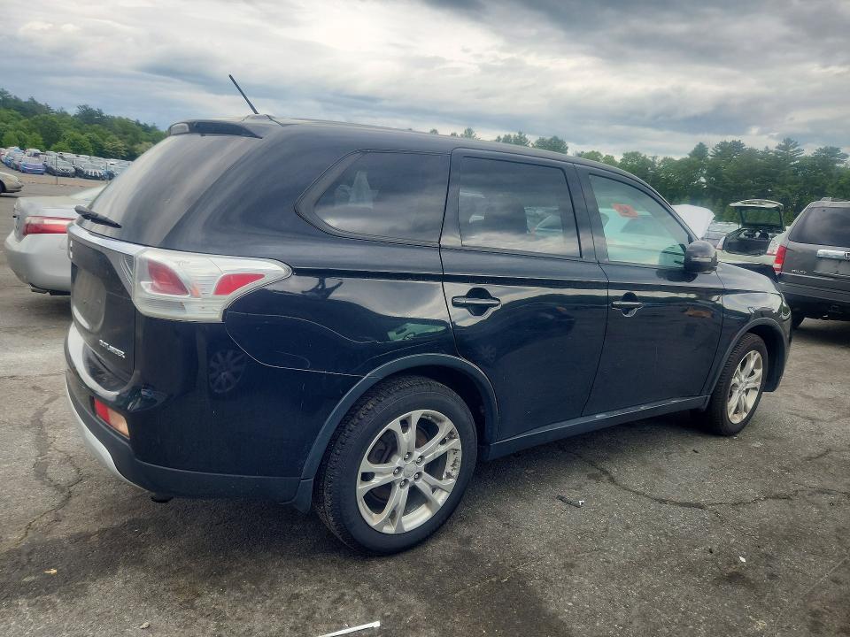 2015 Mitsubishi VIN JA4AZ3A38FZ000749 COPART salvage auction — FRONT END, Ct - Certificate Of Title, sold $325 on 2026-07-23 (photo 3)