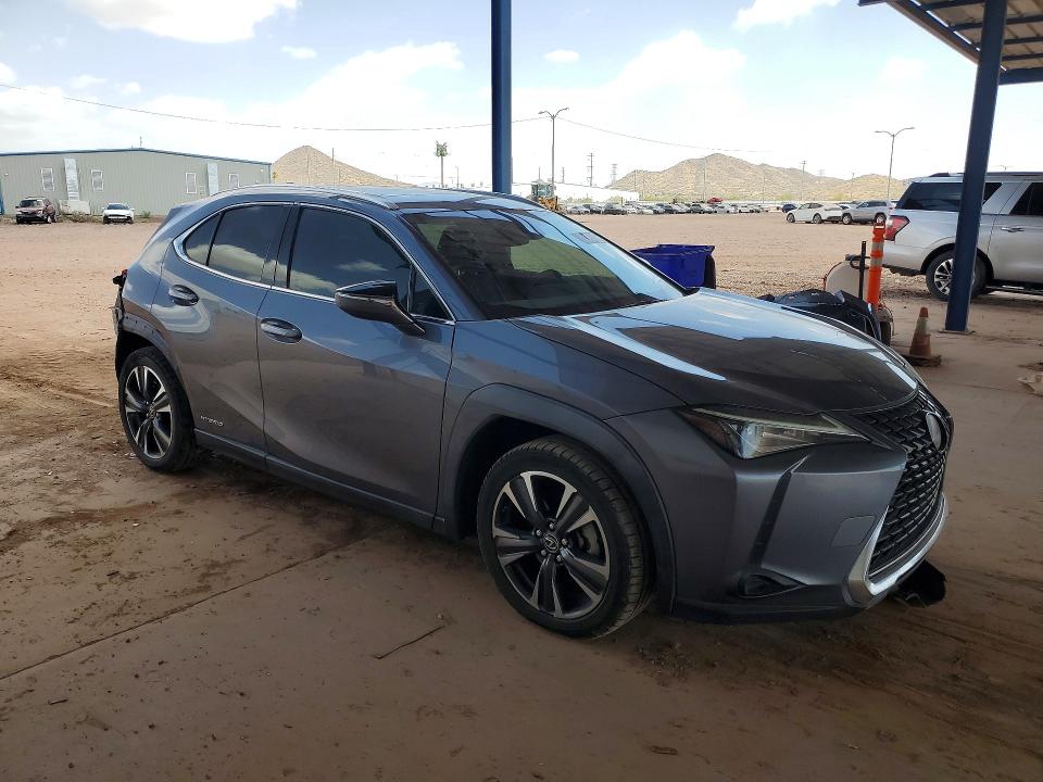 2019 Lexus Ux VIN JTHU9JBH8K2000303 COPART salvage auction — REAR END, Az - Cert Of Title - Salvage, sold $2,100 on 2026-07-21 (photo 4)