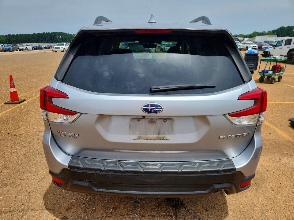 2021 Subaru VIN JF2SKAJC6MH494892 COPART salvage auction — FRONT END, Mo - Salvage Certificate Of Title, sold $4,550 on 2026-07-09 (photo 6)