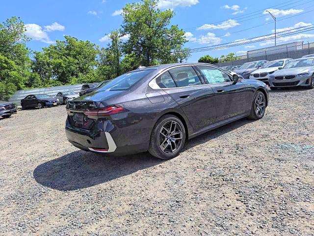 2026 BMW 5er VIN WBA53FJ0XTCW69911 COPART salvage auction — HAIL, Nj - Cert Of Title-Salvage, sold $36,000 on 2026-07-22 (photo 4)