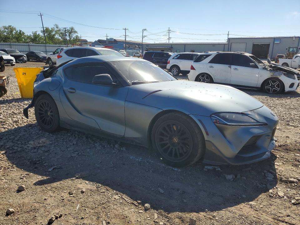 2020 Toyota Supra VIN WZ1DB4C05LW027552 COPART salvage auction — REAR END, Il - Salvage Certificate, sold $14,000 on 2026-07-10 (photo 4)