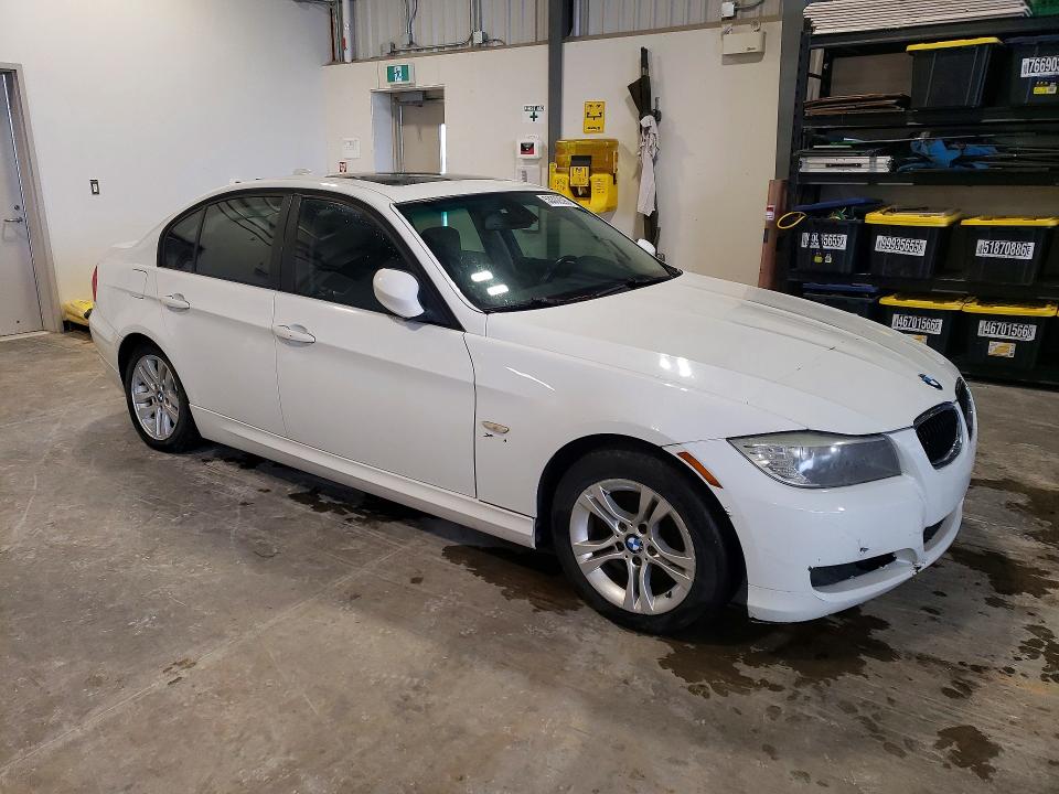 2009 BMW VIN WBAPG73579A399083 COPART salvage auction — MINOR DENT/SCRATCHES, Ns - Cert Of Registration, sold $500 on 2026-07-09 (photo 4)