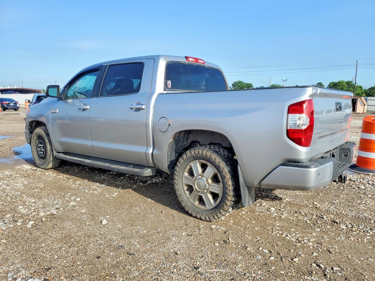 2015 Toyota Tundra VIN 5TFAW5F12FX476282 COPART salvage auction — Front End, TX - CERTIFICATE OF TITLE (P), sold $13,100 on 2026-07-08 (photo 2)