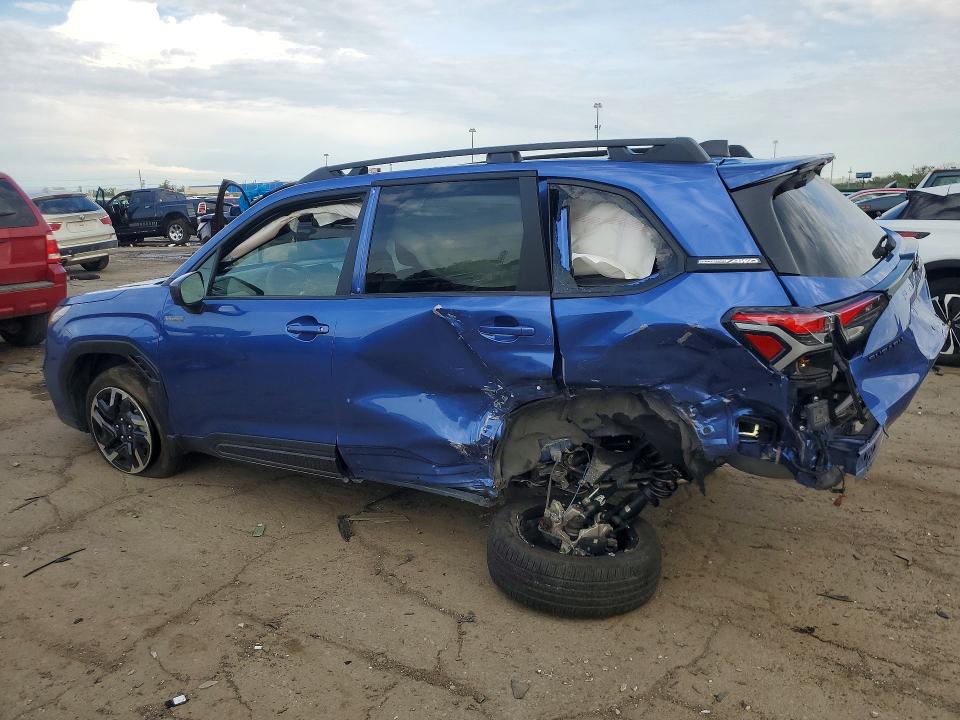 2025 Subaru Forester VIN JF2SLSED3SH450853 COPART salvage auction — REAR END, MI - CERT OF TITLE-SALVAGE VEHICLE, sold $500 on 2026-07-24 (photo 2)