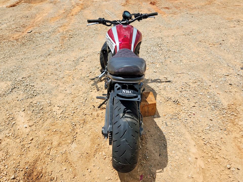 2018 Yamaha Xsr700 VIN JYARM21E2JA000137 COPART salvage auction — ALL OVER, AL - CERT OF TITLE-SALVAGE TITLE, sold $500 on 2026-07-30 (photo 4)