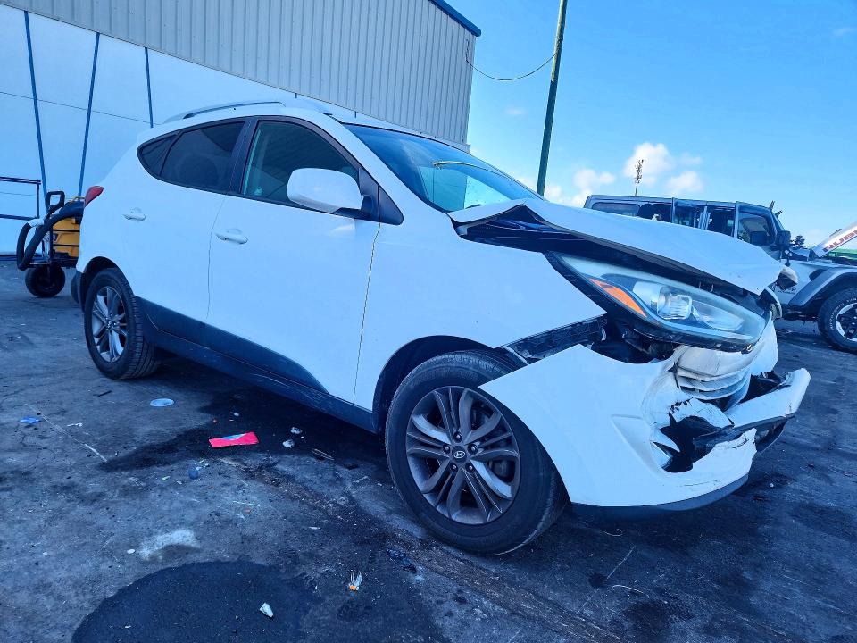 2015 Hyundai VIN KM8JU3AG0FU099177 COPART salvage auction — FRONT END, Fl - Cert Of Title Slvg Rebuildable, sold $1,400 on 2026-07-13 (photo 4)