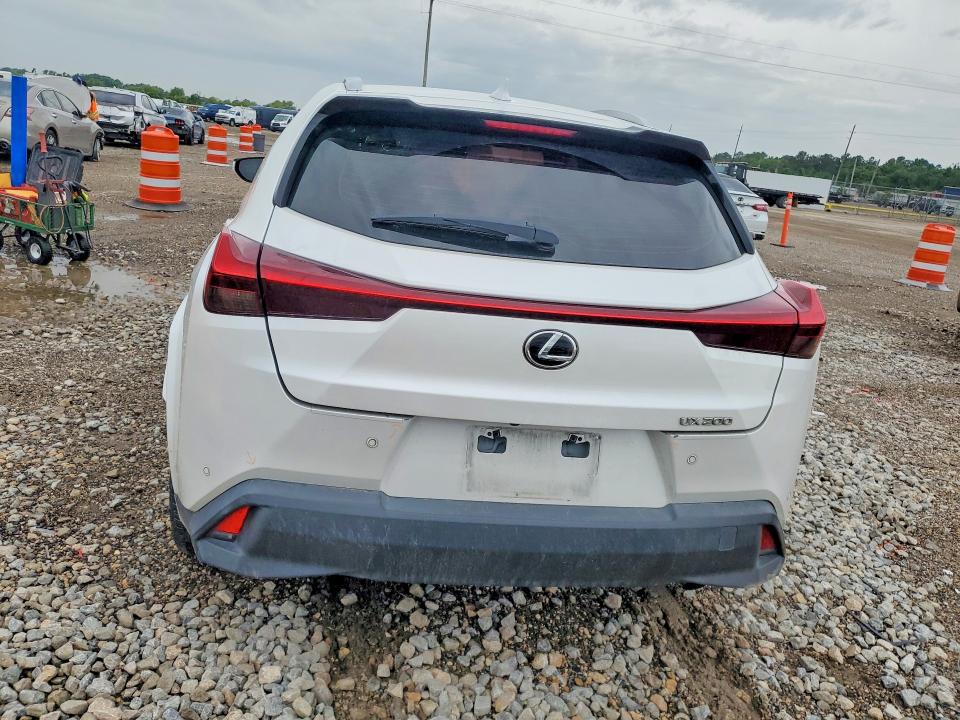 2022 Lexus VIN JTHP3JBH1N2046705 COPART salvage auction — FRONT END, Tx - Salvage Vehicle Title, sold $175 on 2026-07-30 (photo 6)