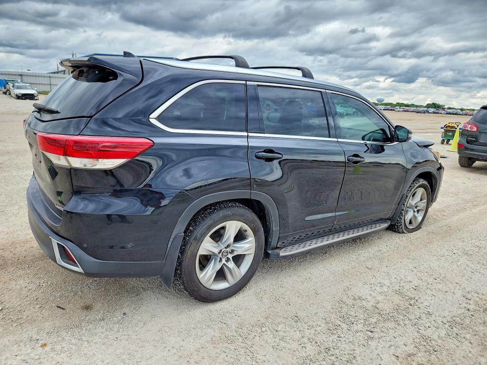 2019 Toyota Highlander VIN 5TDYZRFHXKS326690 COPART salvage auction — FRONT END, TX - SALVAGE VEHICLE TITLE (P), sold $10,100 on 2026-07-02 (photo 3)