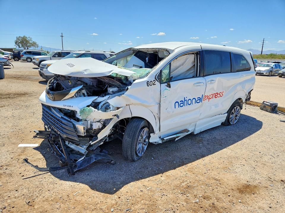 2022 Toyota Sienna VIN 5TDKSKFC6NS061311 COPART salvage auction — FRONT END, Az - Certificate Of Title, sold $1,750 on 2026-07-06 (photo 1)