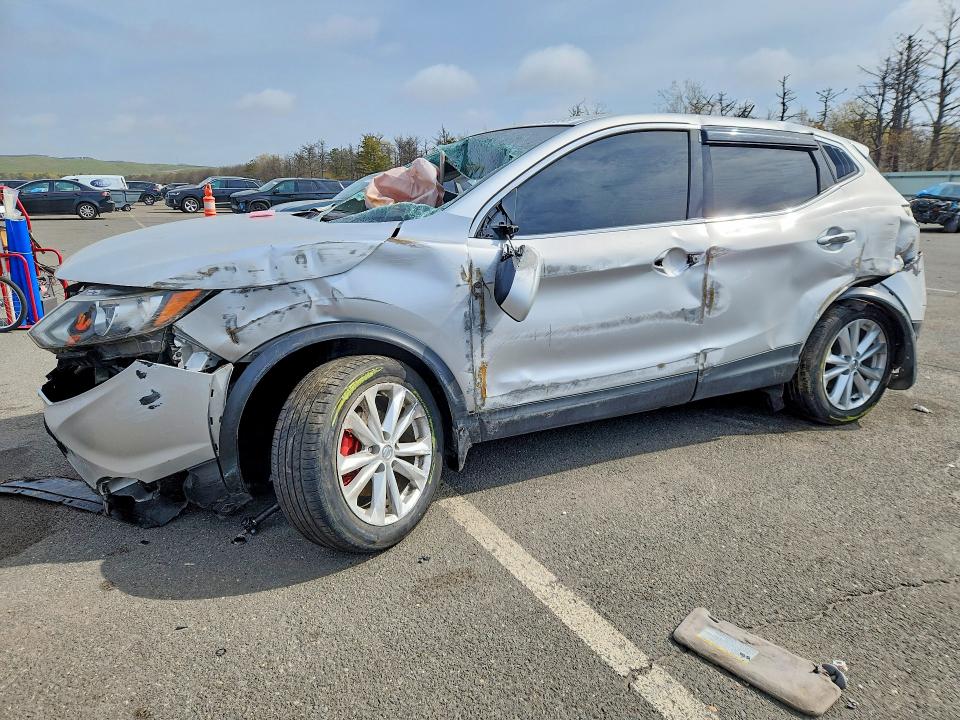 2017 Nissan Rogue VIN JN1BJ1CR9HW117951 COPART salvage auction — ROLLOVER, Ny - Mv-907A Salvage Certificate, sold $400 on 2026-07-13 (photo 1)