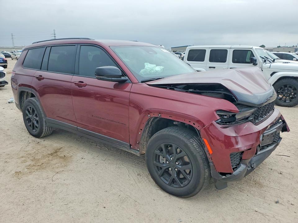 2025 Jeep Cherokee VIN 1C4RJJAG8S8647174 COPART salvage auction — FRONT END, Tx - Salvage Vehicle Title, sold $8,200 on 2026-07-28 (photo 4)