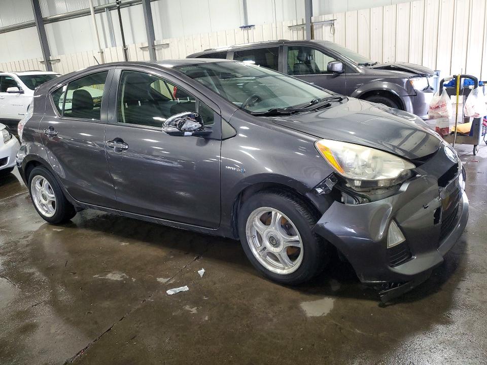 2013 Toyota Prius VIN JTDKDTB31D1036706 COPART salvage auction — FRONT END, Mn - Cert Of Title-Prior Salvage, sold $275 on 2026-07-28 (photo 4)
