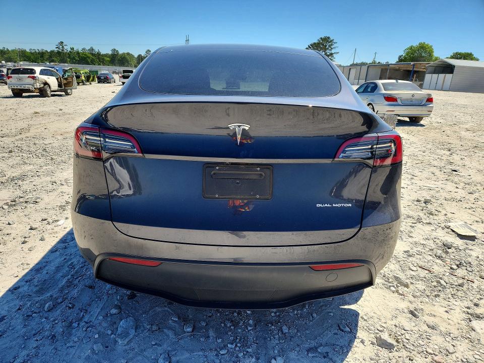 2024 Tesla VIN 7SAYGAEE5RF083418 COPART salvage auction — MINOR DENT/SCRATCHES, Salvage Title, sold $10,200 on 2026-07-29 (photo 6)