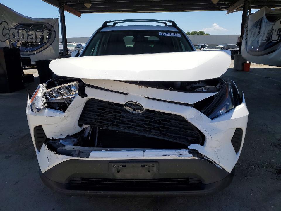 2019 Toyota Rav 4 VIN 2T3K1RFVXKC013464 COPART salvage auction — FRONT END, Ca - Salvage Certificate, sold $6,800 on 2026-07-09 (photo 5)