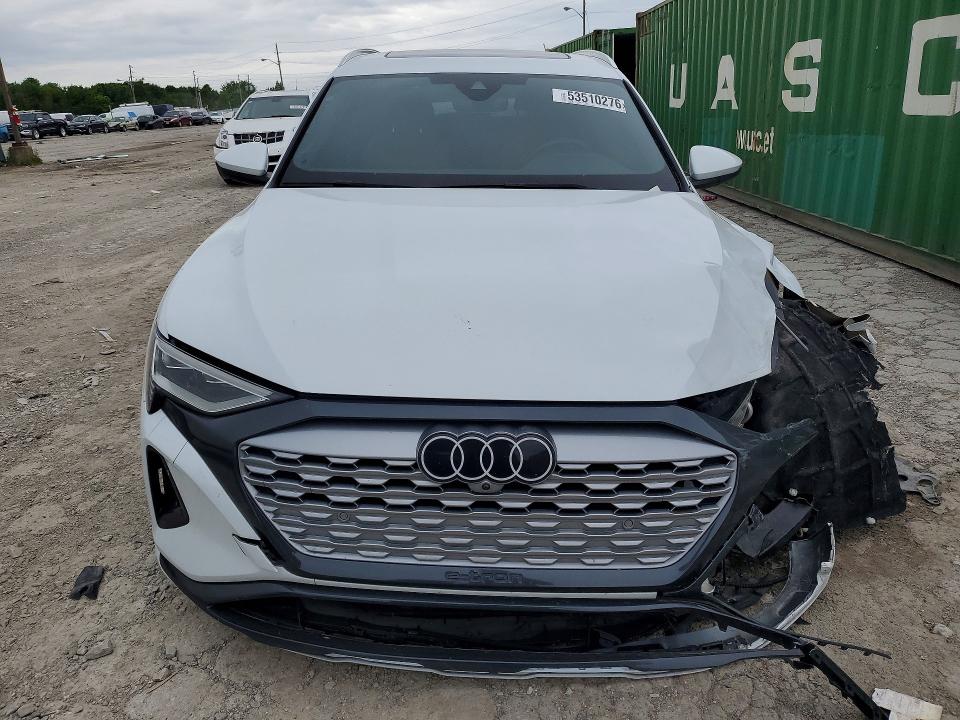 2024 Audi Q8 VIN WA15AAGE3RB024900 COPART salvage auction — FRONT END, IN - CERT OF TITLE-SALVAGE TITLE, sold $16,100 on 2026-07-10 (photo 5)