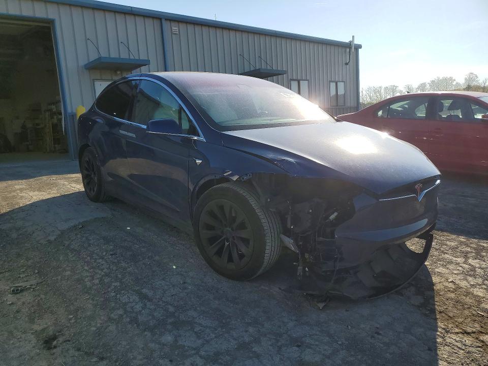 2019 Tesla Model x VIN 5YJXCAE27KF152626 COPART salvage auction — FRONT END, Pa - Certificate Of Salvage, sold $12,200 on 2026-08-21 (photo 4)