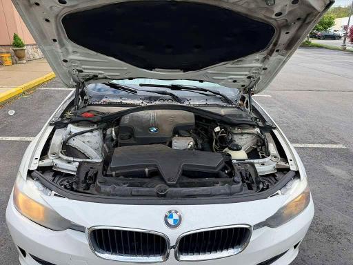 2014 BMW 3er VIN WBA3B3C59EJ979225 COPART salvage auction — MINOR DENT/SCRATCHES, Ct - Certificate Of Title (P), sold $3,850 on 2026-07-09 (photo 7)