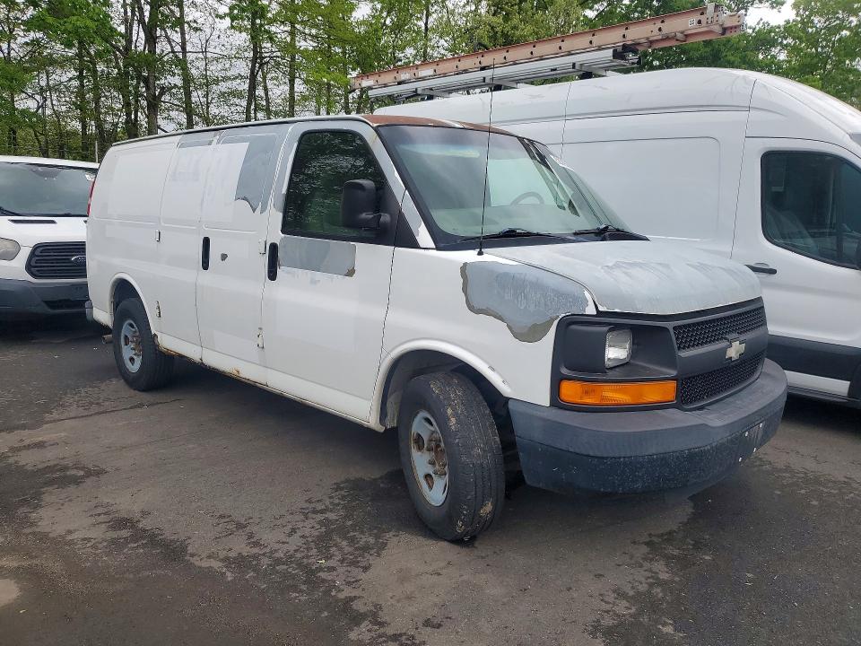 2008 Chevrolet Express 2500 VIN 1GCGG25C181213912 COPART salvage auction — NORMAL WEAR, NJ - CERTIFICATE OF TITLE, sold $1,850 on 2026-07-20 (photo 4)