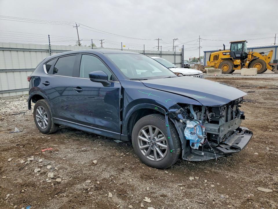 2025 Mazda VIN JM3KFBCM6S0696889 COPART salvage auction — REAR END, Il - Salvage Certificate, sold $8,400 on 2026-07-08 (photo 4)
