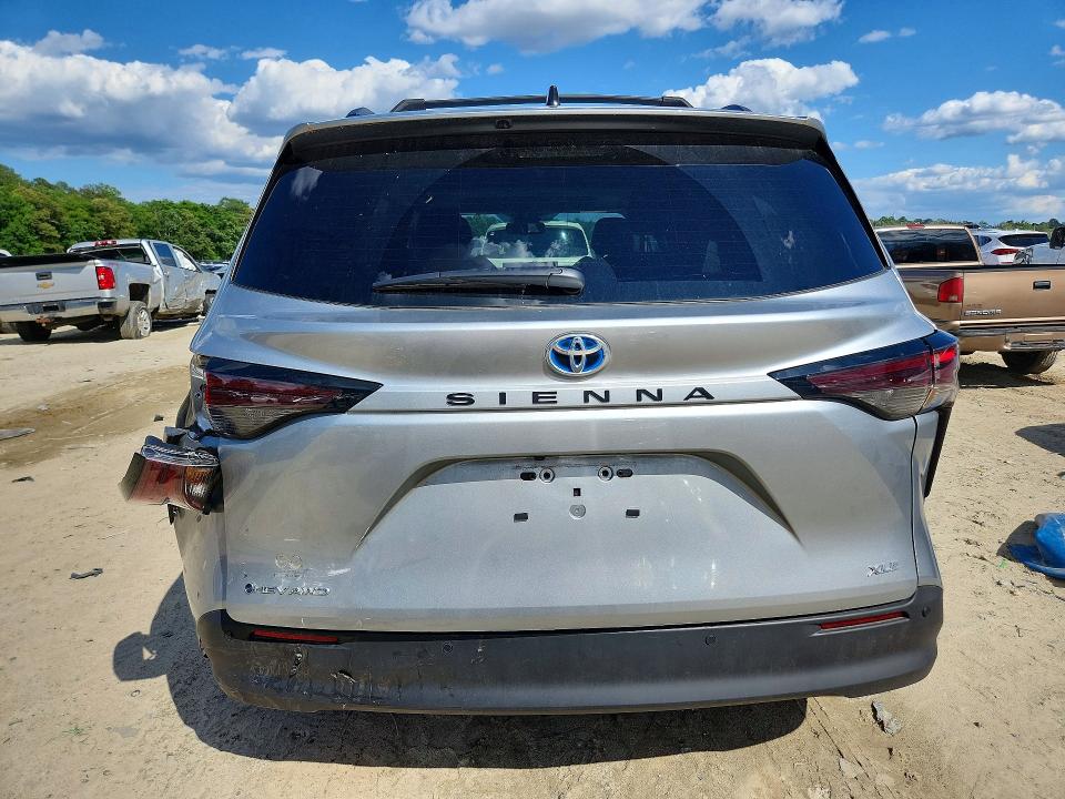 2025 Toyota Sienna VIN 5TDJSKFC7SS224118 COPART salvage auction — REAR END, Md - Cert Of Salvage > 75% Damage, sold $19,300 on 2026-07-07 (photo 6)
