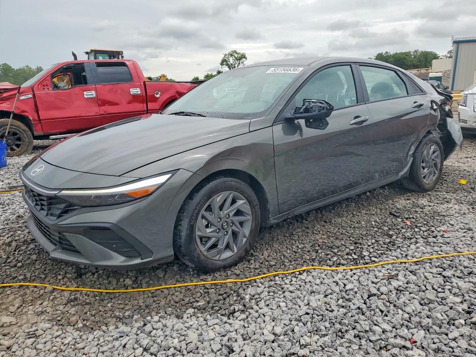 2025 Hyundai VIN KMHLM4DJ9SU138591 COPART salvage auction — SIDE, AL - CERT OF TITLE-SALVAGE TITLE, sold $5,800 on 2026-07-07 (photo 1)