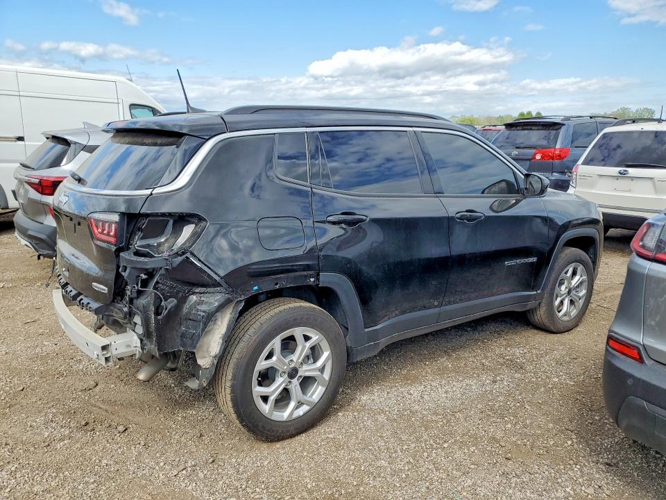 2025 Jeep Compass VIN 3C4NJDBN5ST548844 COPART salvage auction — REAR END, Il - Salvage Certificate, sold $7,800 on 2026-07-28 (photo 3)
