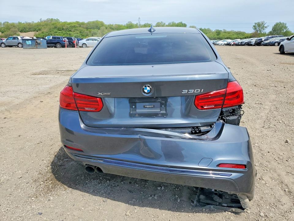 2018 BMW 3er VIN WBA8D9C57JA615611 COPART salvage auction — REAR END, IL - SALVAGE CERTIFICATE, sold $8,400 on 2026-07-29 (photo 6)