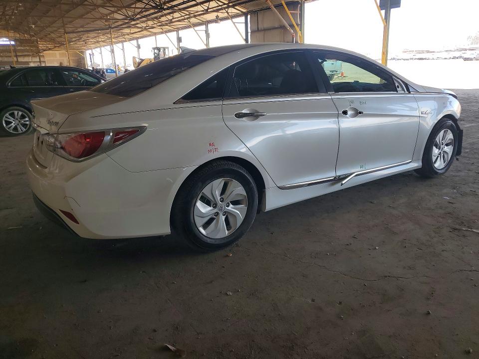 2015 Hyundai VIN KMHEC4A49FA139418 COPART salvage auction — FRONT END, AZ - CERT OF TITLE - SALVAGE, sold $1,750 on 2026-07-20 (photo 3)