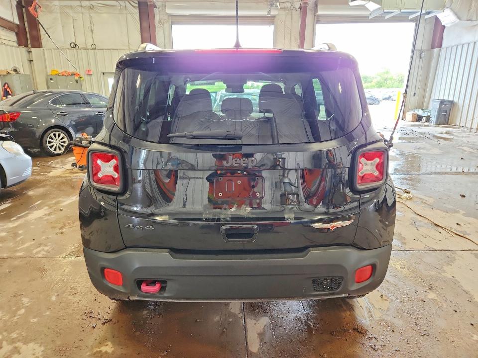 2018 Jeep VIN ZACCJBCB0JPH41800 COPART salvage auction — FRONT END, WI - JUNKED VEHICLE BILL OF SALE, sold $900 on 2026-08-03 (photo 6)