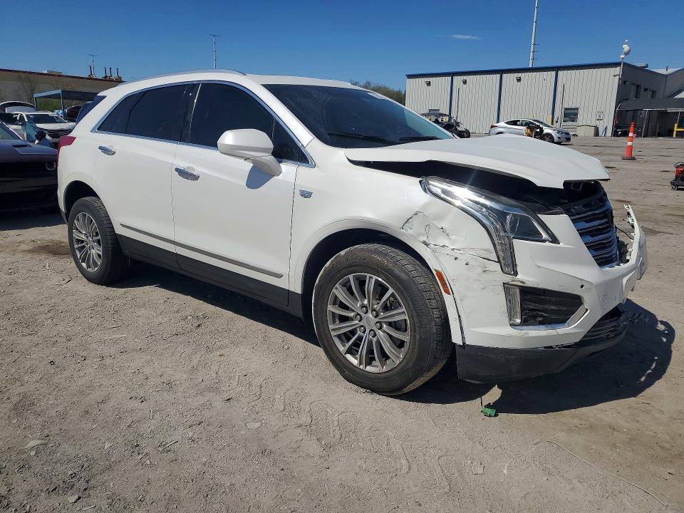 2017 Cadillac VIN 1GYKNBRS6HZ196893 COPART salvage auction — FRONT END, Nv - Salvage Title, sold $1,550 on 2026-07-30 (photo 4)